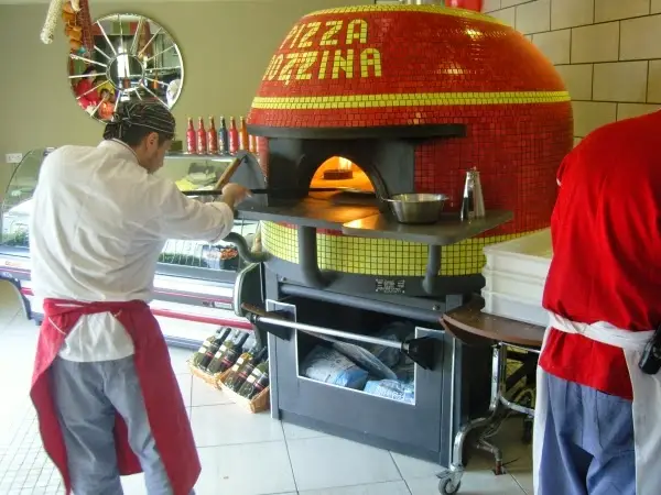 Pizza Dozzina_Bearna_slider_image_3