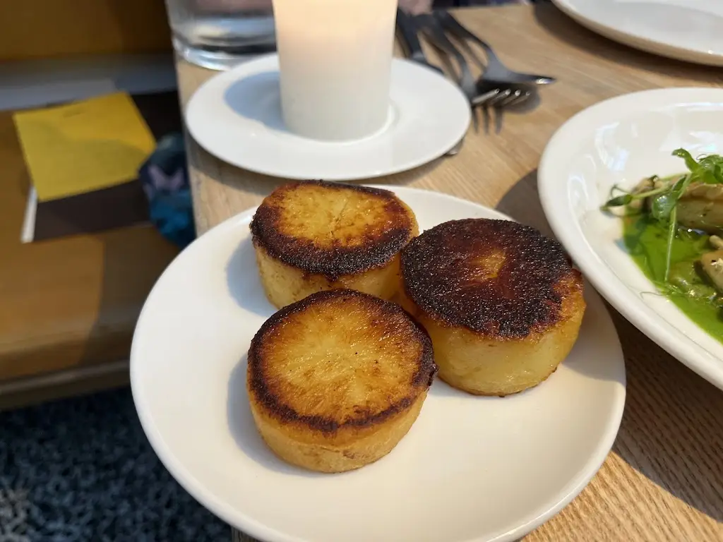 Muireann McC_Library Street Restaurant_Dublin City_avis