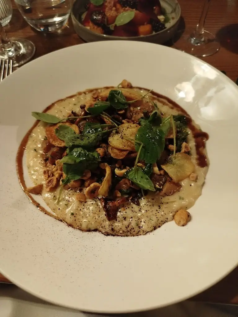 Cathal Lyons (afootandahalf)_Pichet_Dublin_recensione