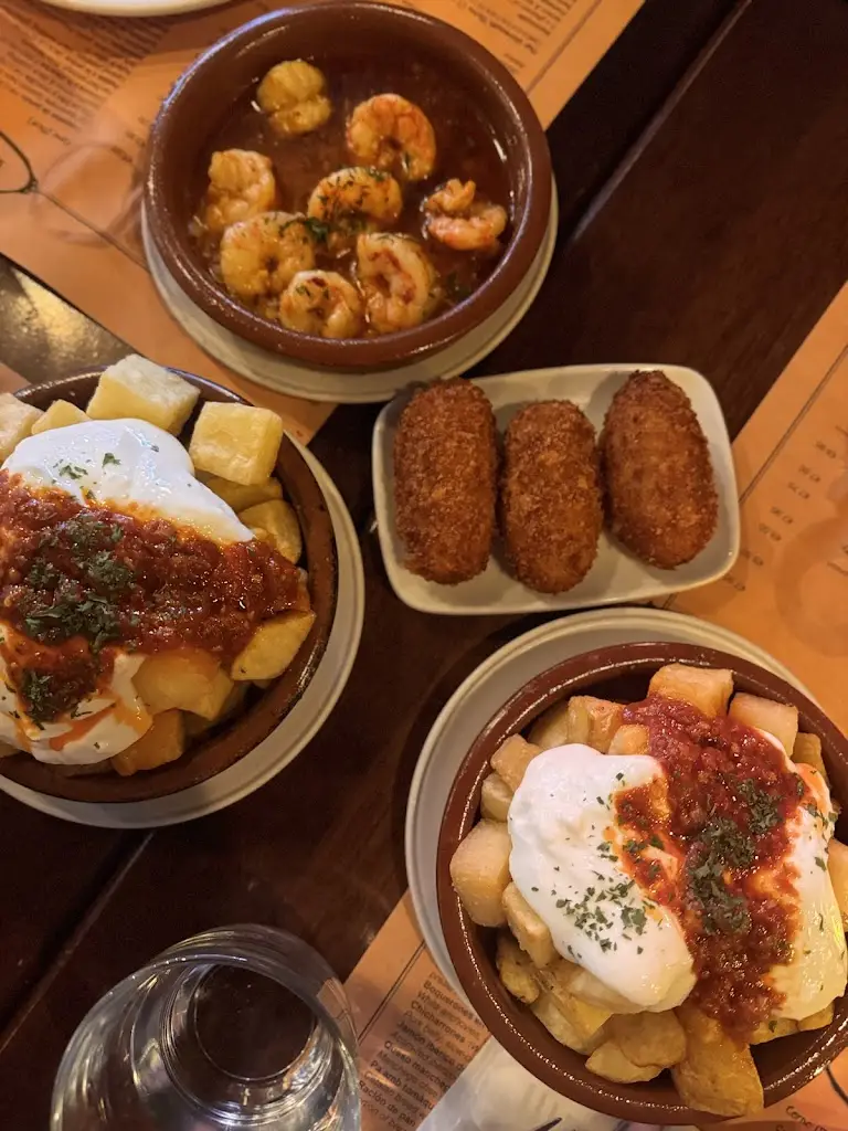 Angeles Puente_Las Tapas De Lola_Dublin_review