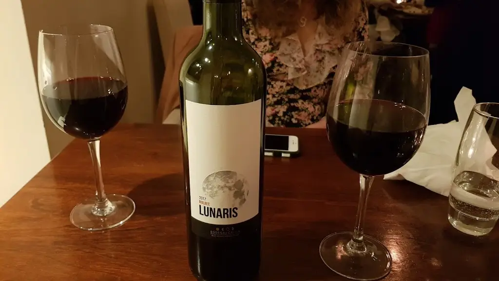 Menu_BlackCat - wine - tapas - rooms_Bearna_image_5