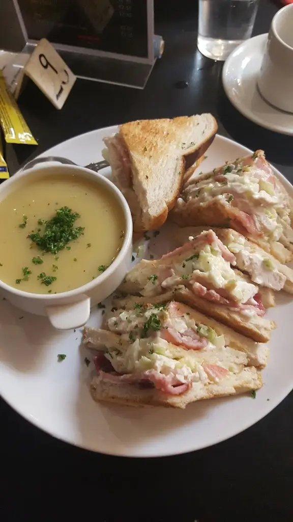 Menü_Dowlings Bar & Restaurant_Derrinturn_Bild_8