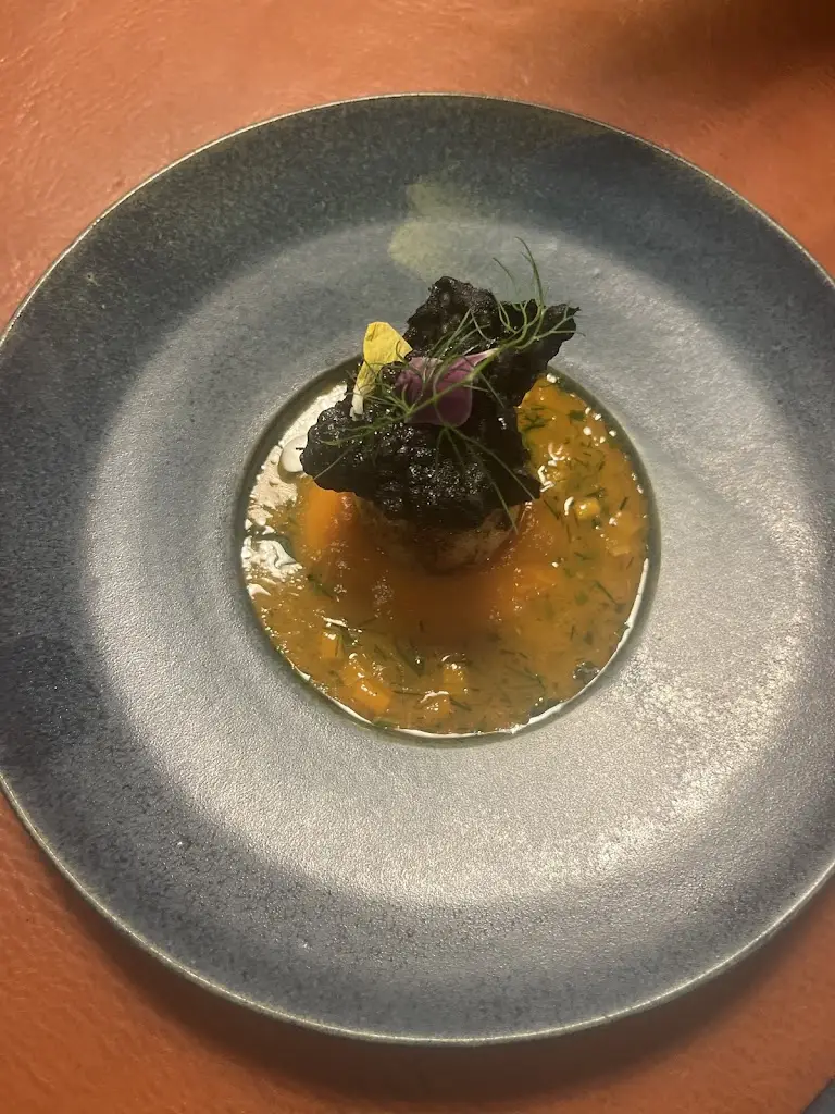 Alumni Kitchen Table and Rooms_Derrinturn_slider_image_2