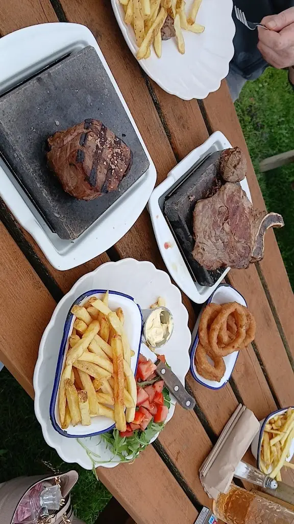 Tara Holland_The Grill Shack_Derrinturn_review