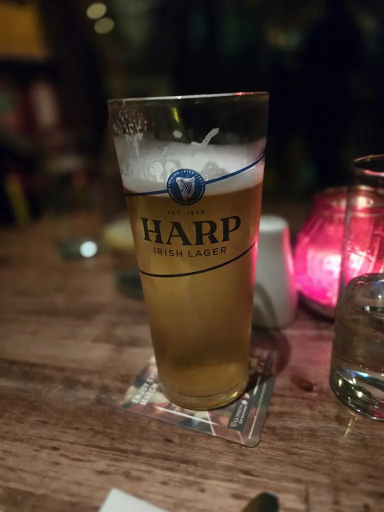 Dman_Tom Sheridan’s_Bearna_review