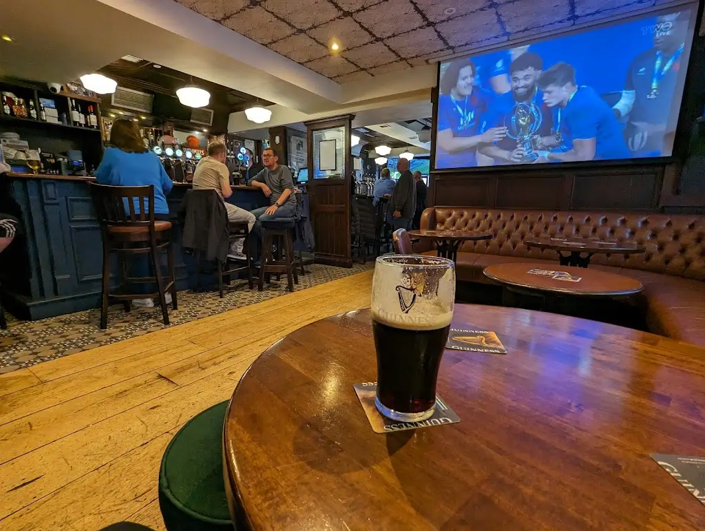 Beatriz Rodriguez Moran_The Watermill Bar_Dollymount_recensione