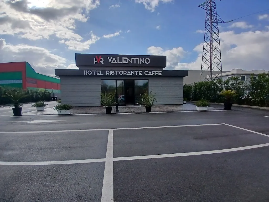 Manu_Valentino Hotel Ristorante Caffè_Controguerra_review