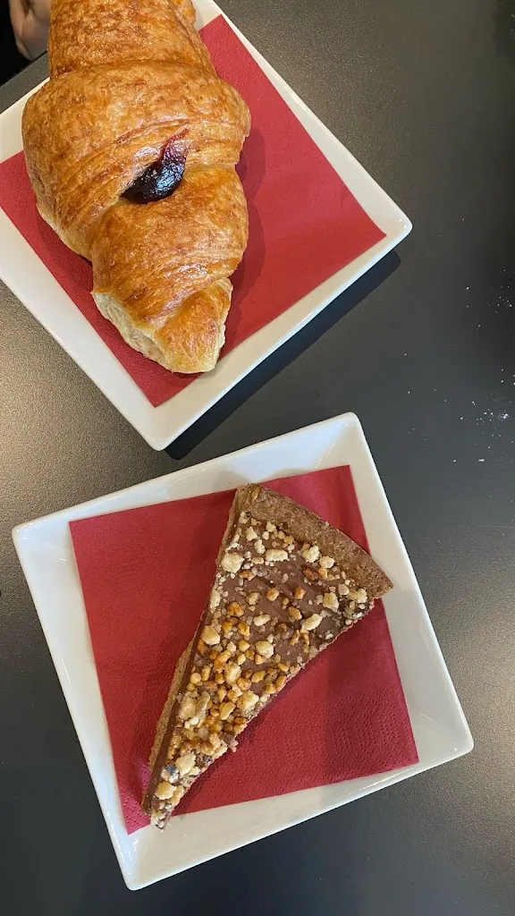 Valentino Hotel Ristorante Caffè_Controguerra_slider_image_2