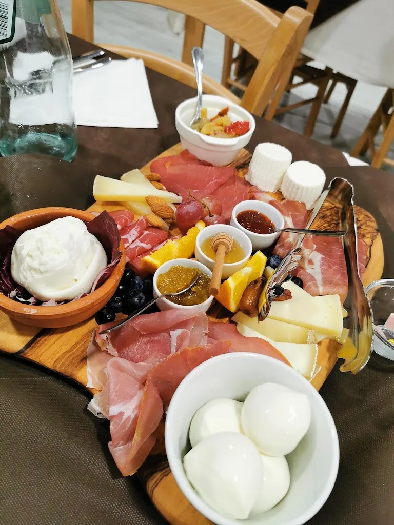 Menu_Degusteria Valsole_Cinque Frondi_image_7