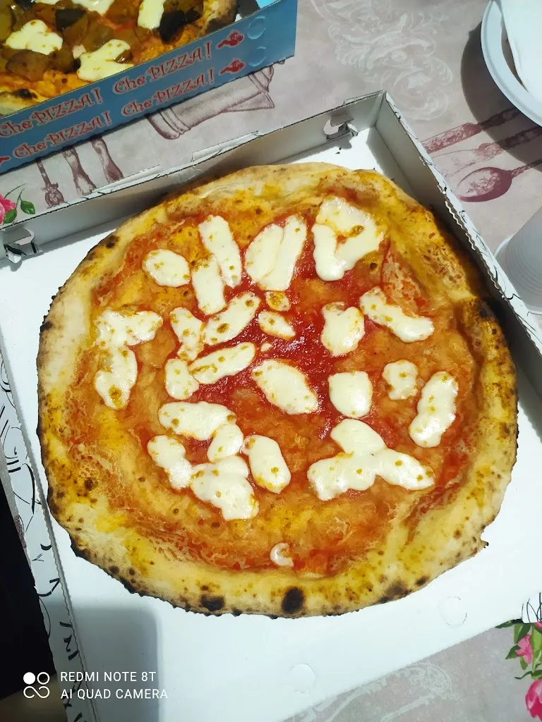 Angela Varamo_Pizza house di Auddino Antonio_Cinque Frondi_Bewertung