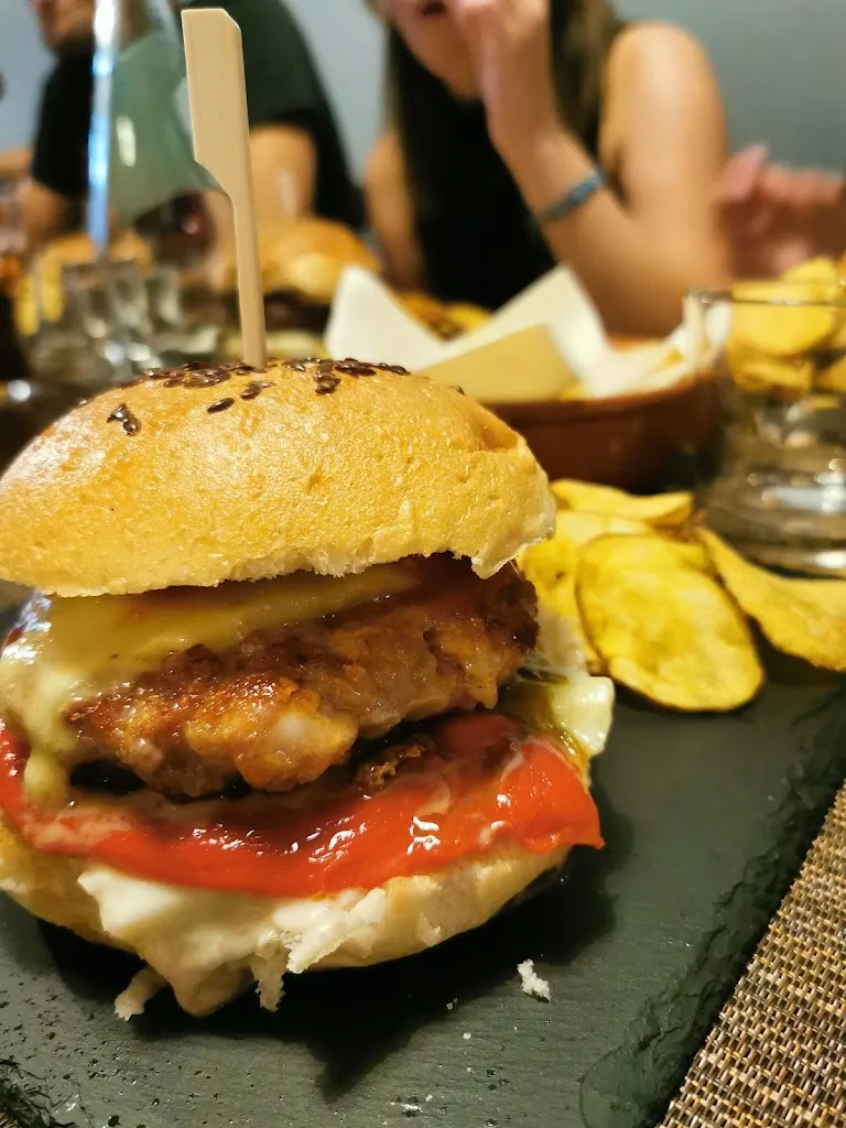 Magaribø_Cinque Frondi_slider_image_3