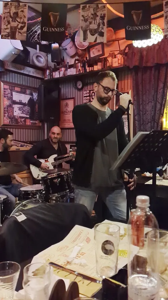 Garden Irish Pub_Cittanova_slider_image_2