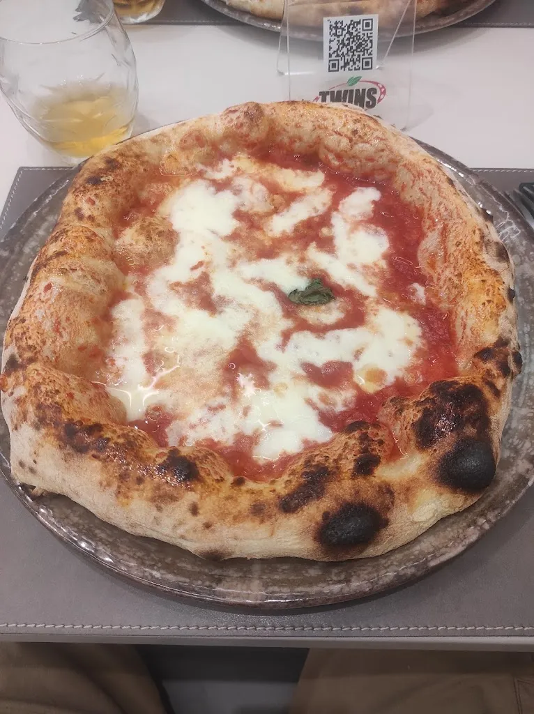 Daniele Cammilli_Twins Pizzeria Rosticceria Bar_Cittadella del Capo_review