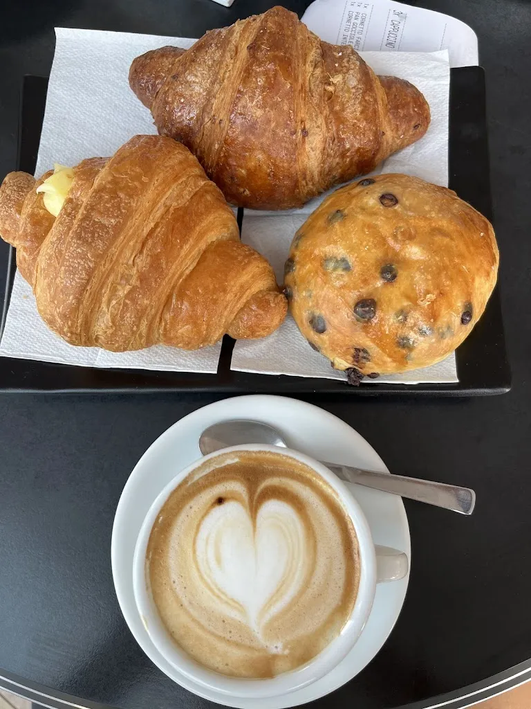 Greta Boasso_Bar Pasticceria De Brasi_Cittadella del Capo_review