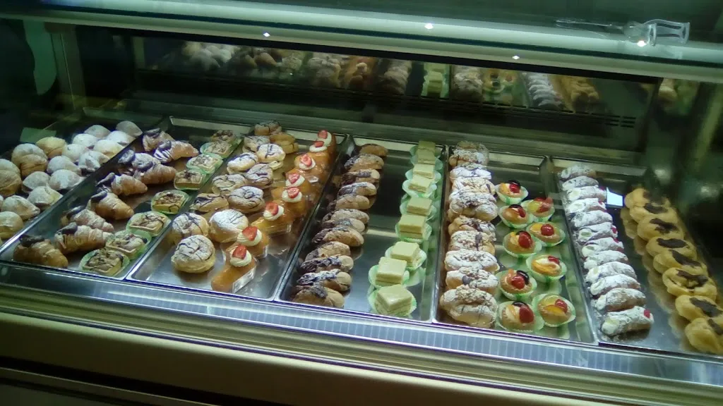 Bar Pasticceria De Brasi_Cittadella del Capo_slider_image_1