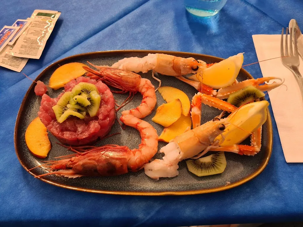 Damiano Minerva_Pescheria L' Arco del Pesce Trattoria di Mare_Cittadella del Capo_recensione