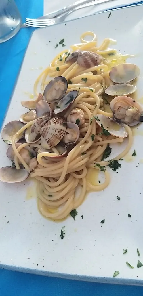 Amedeo Marangoni_Pescheria L' Arco del Pesce Trattoria di Mare_Cittadella del Capo_recensione