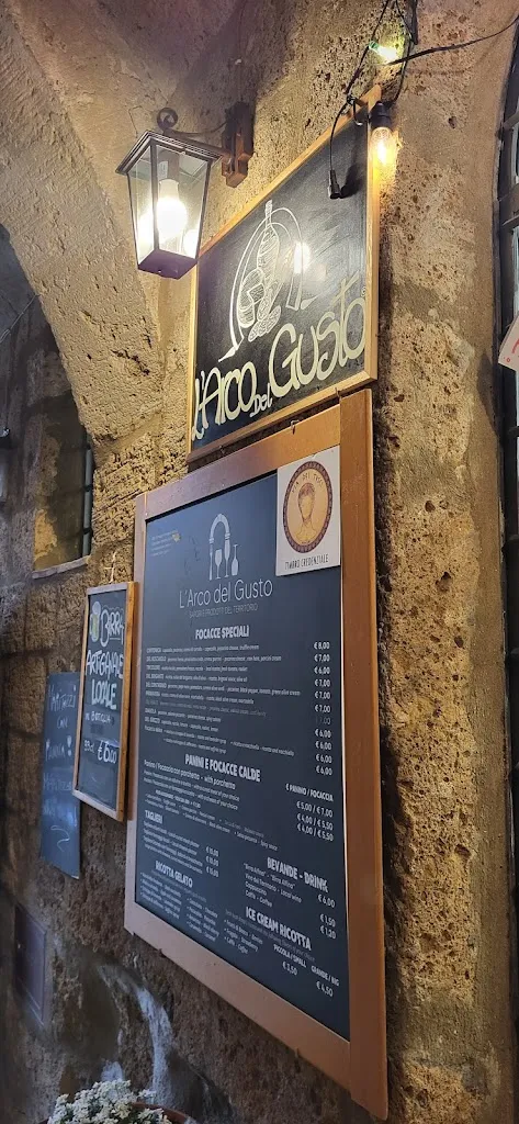 Roxana M._L'Arco del Gusto_Civita_review