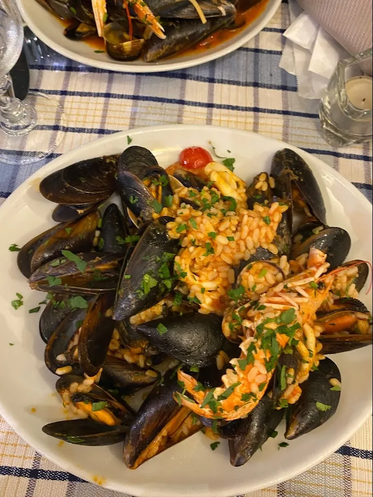 serene khabbass_Ristorante Pizzeria Bar Castello Di Stranges Nicola_Conflenti_recensione