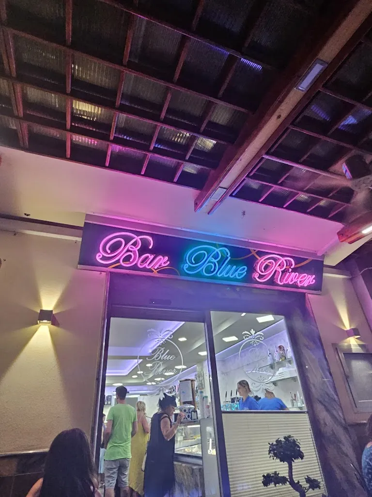 Bar Blue River ristorante a Condofuri