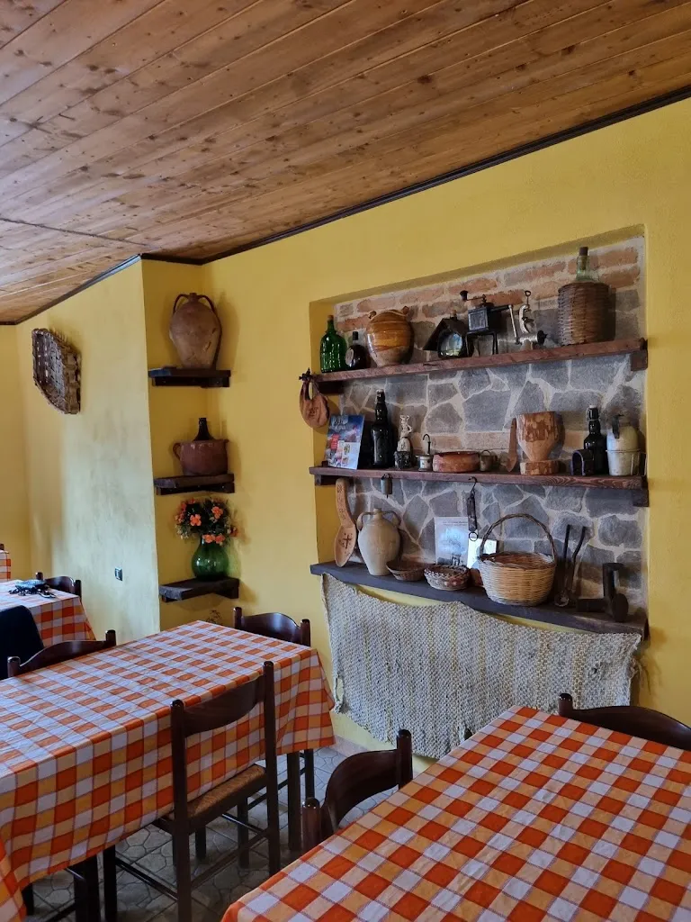 Trattoria Nizio Paleo restaurant in Condofuri