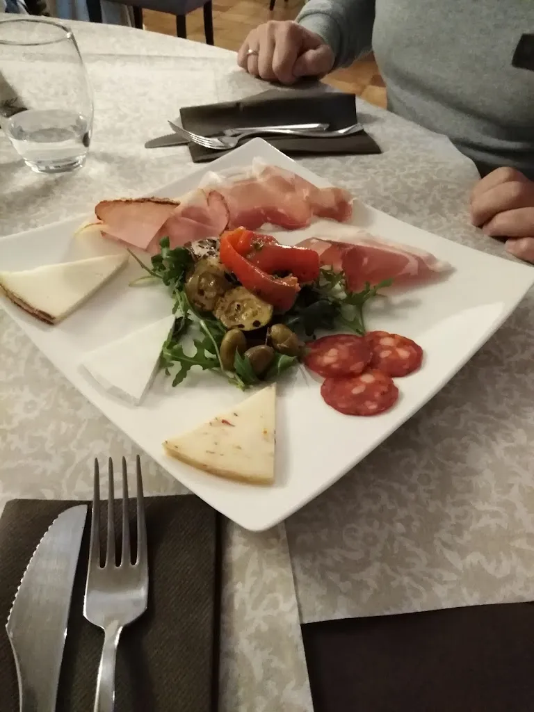 Menu_Casale degli Ulivi_Cirò Marina_image_1