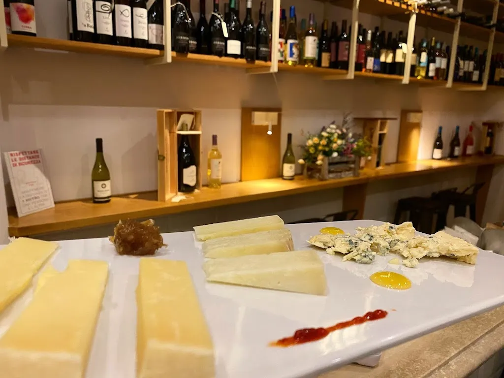 Ristorante Enoteca Lagust_Cirò Marina_slider_image_1