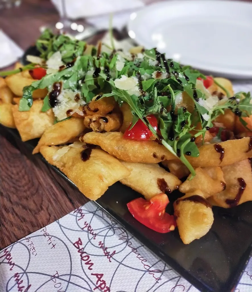 Warner GRECO_Bar Centrale_Cirò Marina_review