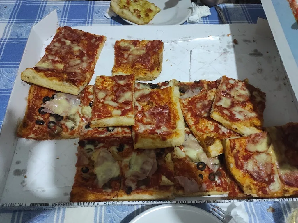 Menu_Pizza a taglio Pepito's_Cirò Marina_image_9