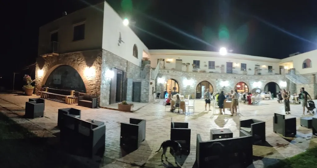 Roberto Vitale_Donna Germana Agriturismo_Cirò Marina_review