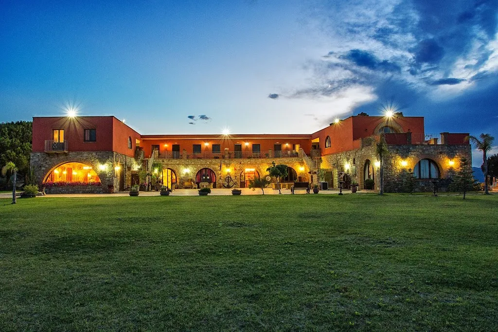 Donna Germana Agriturismo_Cirò Marina_slider_image_1