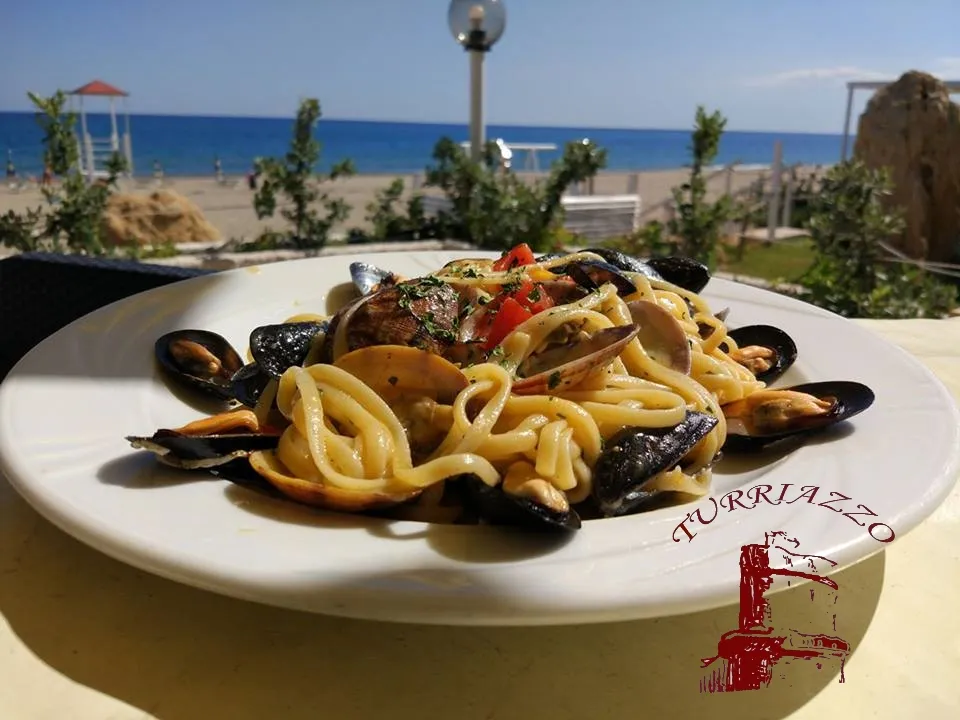 Ristorante Pizzeria Lido Turriazzo_Cirò Marina_slider_image_3