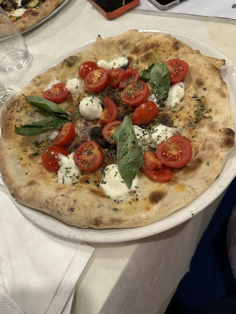 La Conchiglia - Ristorante - Pizzeria_Cirò Marina_slider_image_3