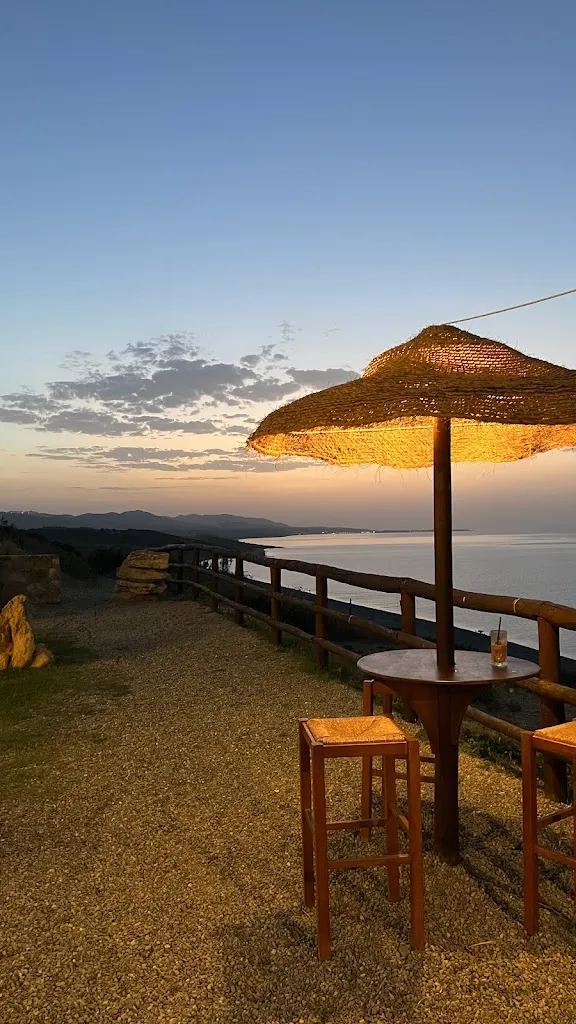 Alesia Commisso_Terrazza Saracena_Cirò Marina_review