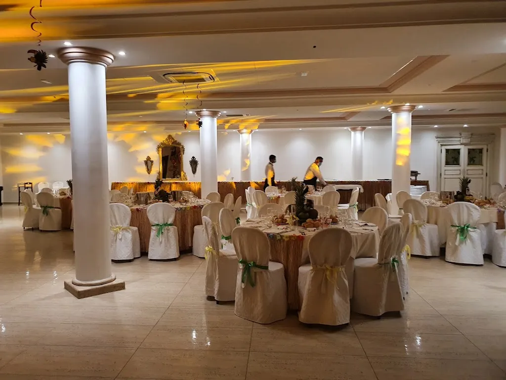 Ristorante Palazzo Ducale della Montagnola restaurant in Corropoli