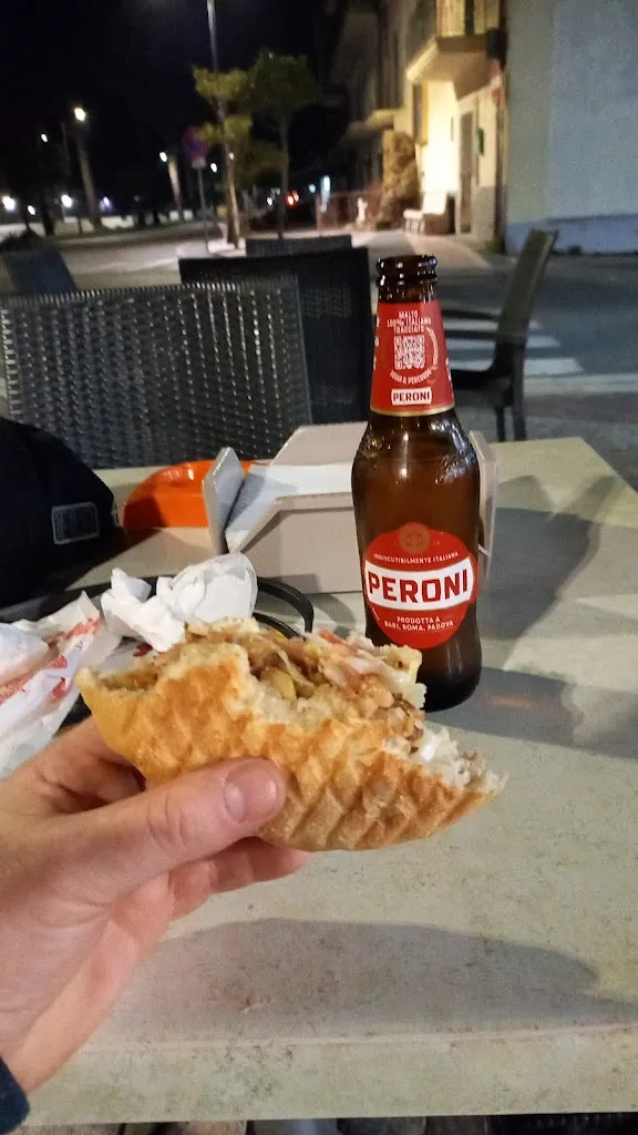 ZłodziejKilometrów_Viviana's Paninoteca_Cirò Marina_review