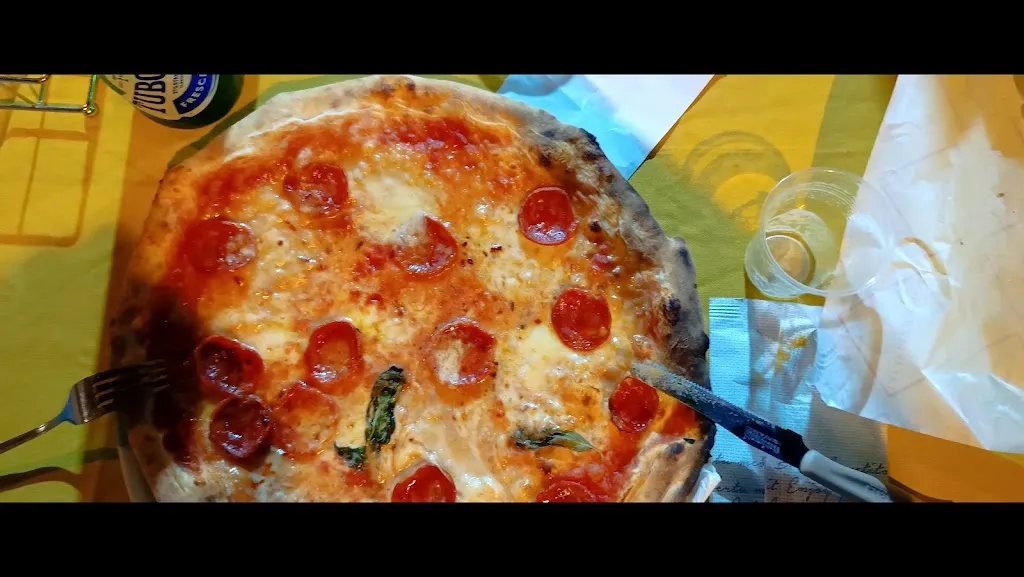 Massimo Albanesi_Pizzeria la piazzetta_Cirò Marina_review