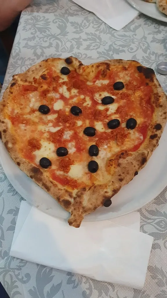 Antonio Rovito_Pizzeria Grotta Azzurra_Cirò Marina_review