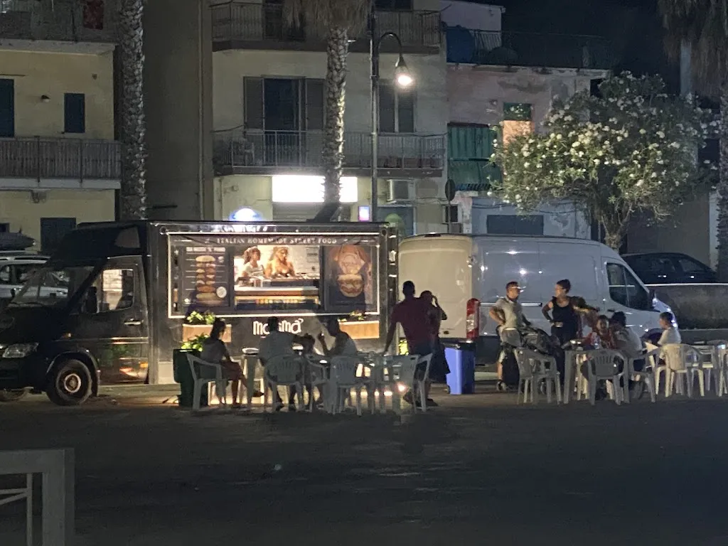 Mammà - Street Food _Cirò Marina_slider_image_3