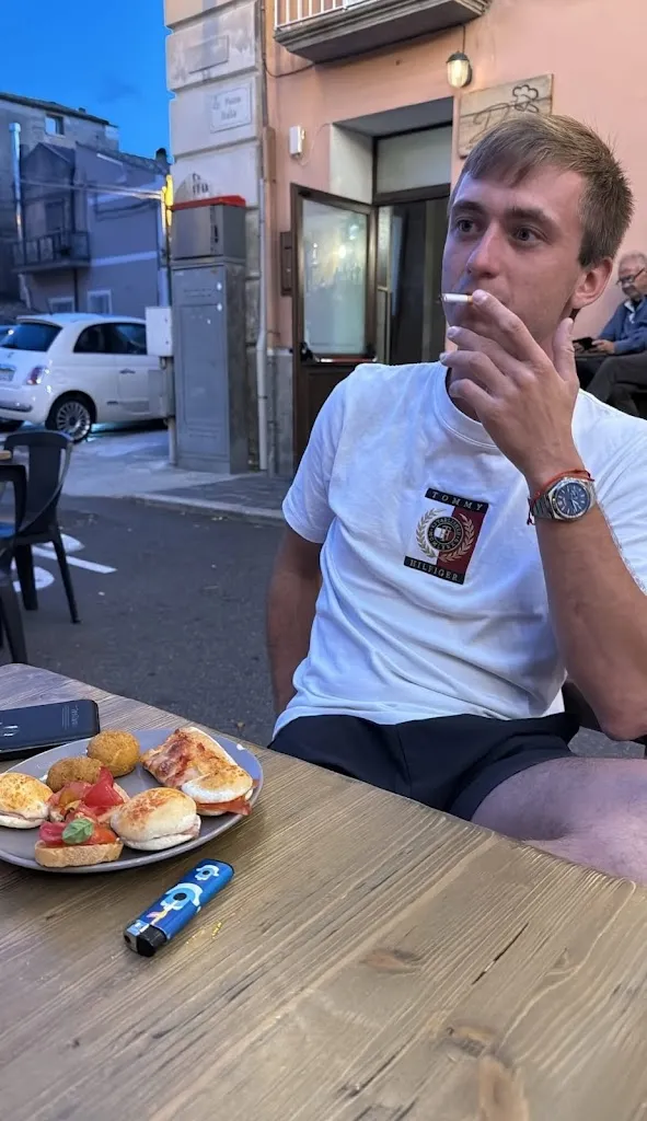 Alessandra dolga_Dinasty Pub_Cortale_review