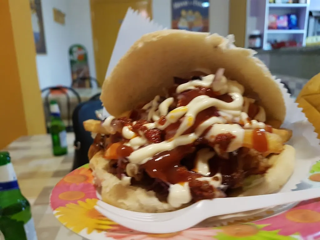 Kebabberia Al Muretto restaurant in Corigliano Scalo