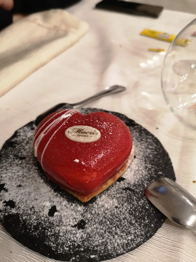 Isabella isa_Il Girasole Trattoria Pizzeria di Gilberti Franca Pietro & C_Corigliano Scalo_recensione