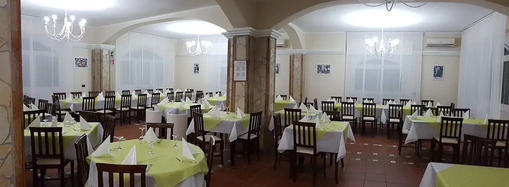 Pizzeria - Trattoria GNAM GNAM restaurant in Corigliano Scalo