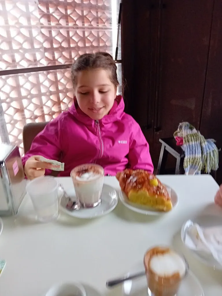 Ali Heimur_Alfieri House_Corigliano Scalo_recensione