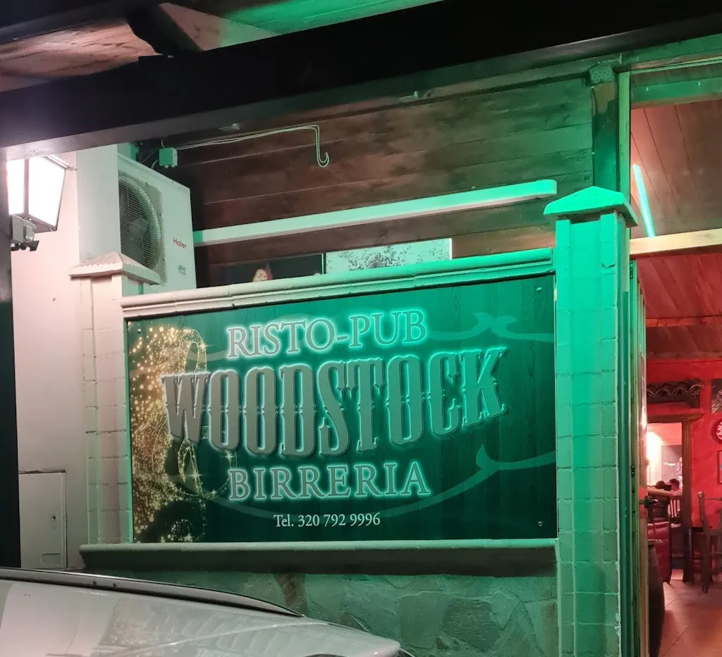 Piergiorgio_Woodstock Risto-Pub_Corigliano Scalo_recensione