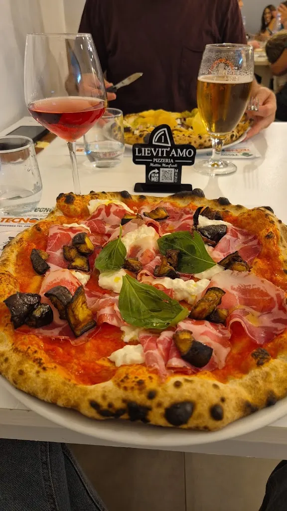 Simone Toaldo_LIEVIT’AMO DI MATTIA MANFREDI_Corigliano Scalo_review