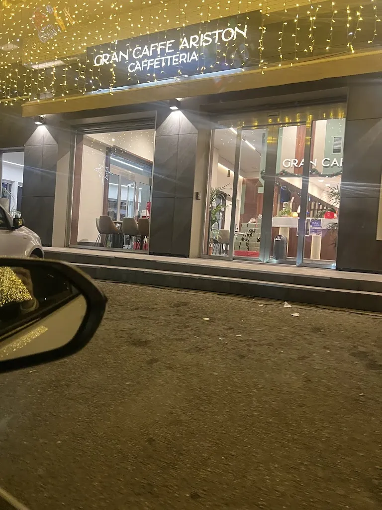 Alessia Ollengir_Caffè Ariston_Corigliano Scalo_review