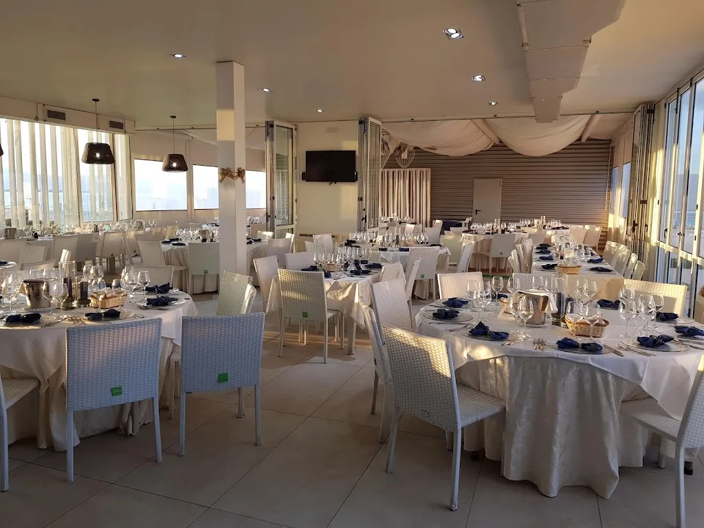 Movida Beach restaurant in Corigliano Calabro