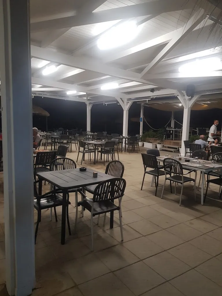 Giuseppe Avena_Olé Beach_Corigliano Calabro_review