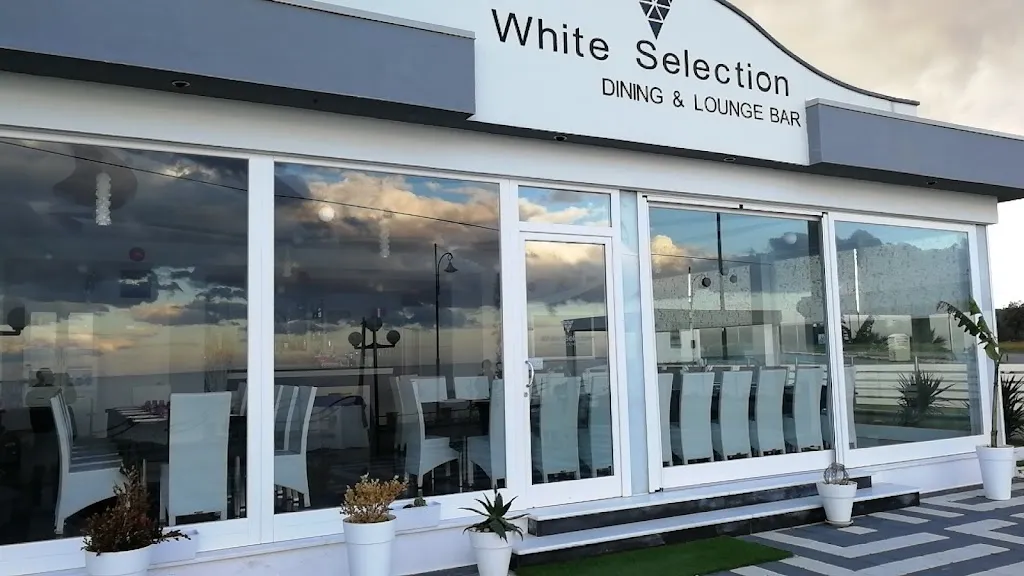 White Selection restaurant in Crucoli